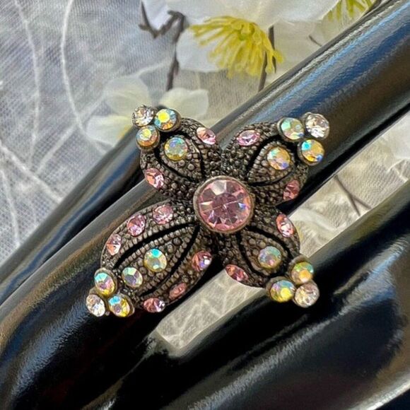 Set 2 Gothic Cross 90’s Costume Rings - Picture 2 of 9